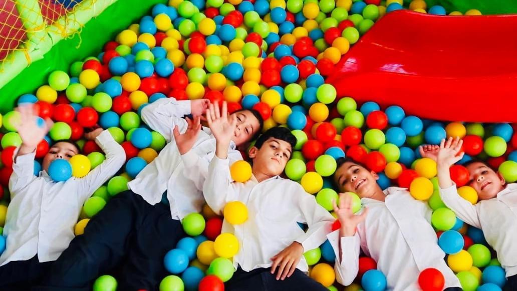 Dynasty Suite アレイ エクステリア 写真